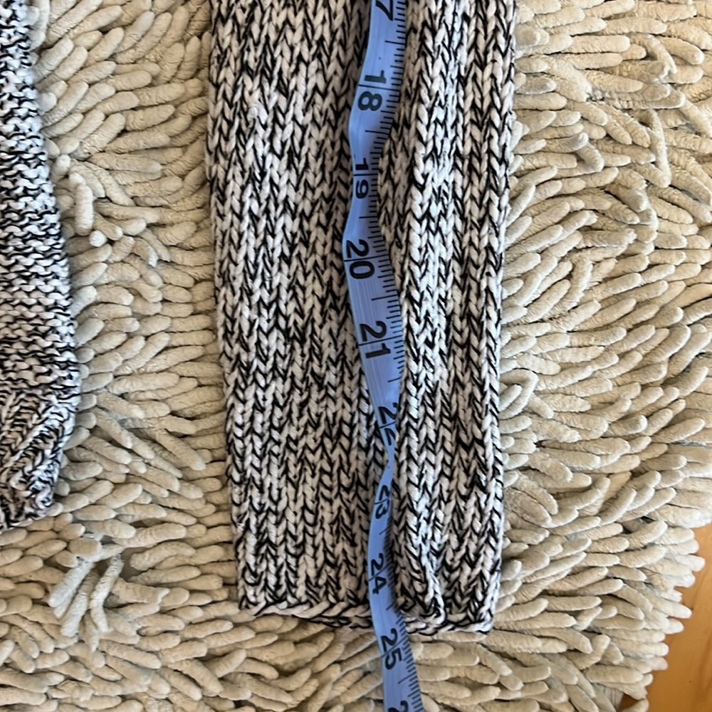 Reitmans Knit Sweater - Picture 8 of 9